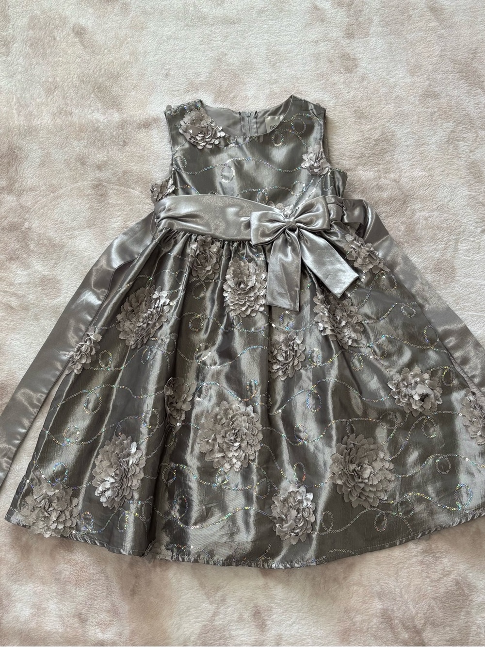Rare Editions Silver Floral Satin Bow Girls Dress Size 8